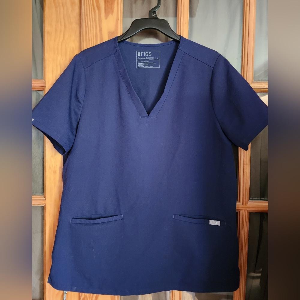 Figs technical collection scrub top (large)
